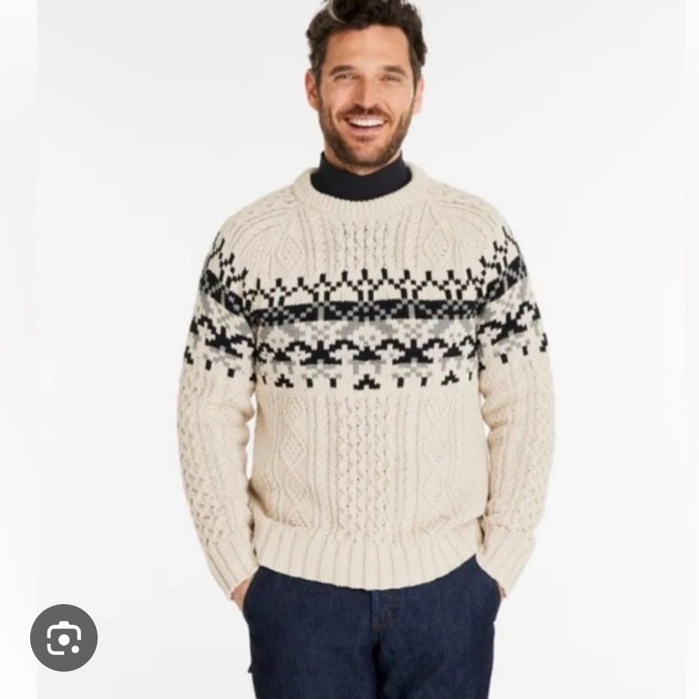 L.L. Bean Men's 100 % cotton Patterned Crewneck Sweater